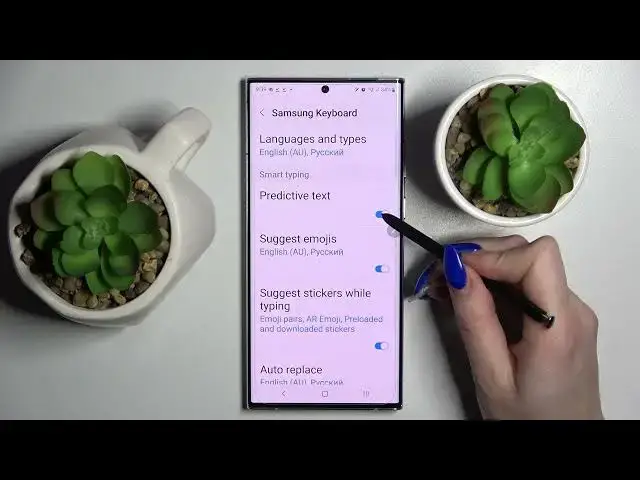 Video thumbnail for How to Activate Auto-Correction on SAMSUNG Galaxy S22 Ultra 5G - Manage Word Correction