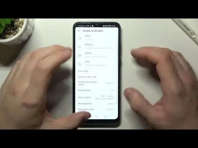 Video thumbnail for How to Change Volume Key Control in Honor 9A - Pick Feature for Volume Key
