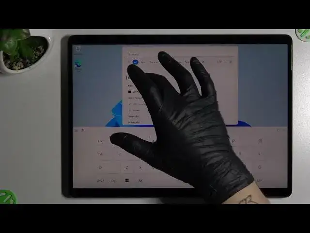 'Video thumbnail for Microsoft Surface Pro 8 - How To Change Photo Resolution'