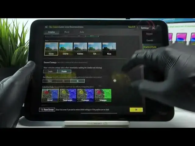 Video thumbnail for iPad 10th Gen (2022) - PUBG Mobile - Video Settings & Display Options