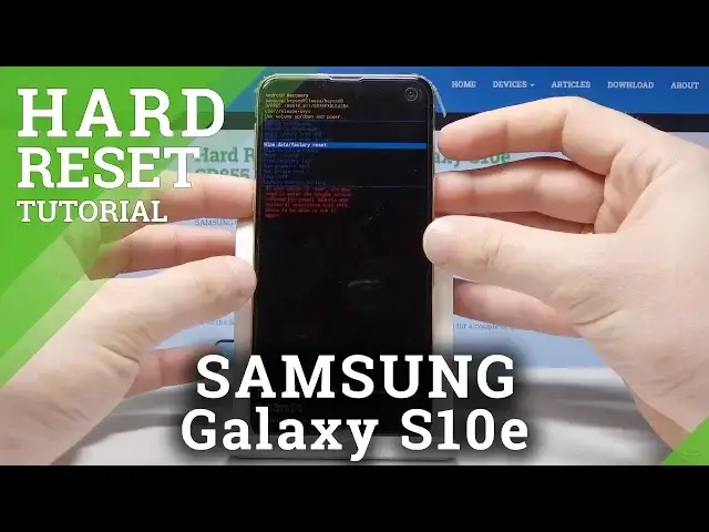 'Video thumbnail for How to Hard Reset SAMSUNG Galaxy S10e – Bypass Screen Lock / Hardware Reset'