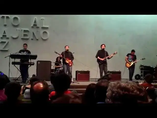 Video thumbnail for Octopus's Garden by London Town