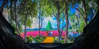 'Video thumbnail for Video/Photos: THE WIZARD OF OZ AT SPHERE Opens in Las Vegas'