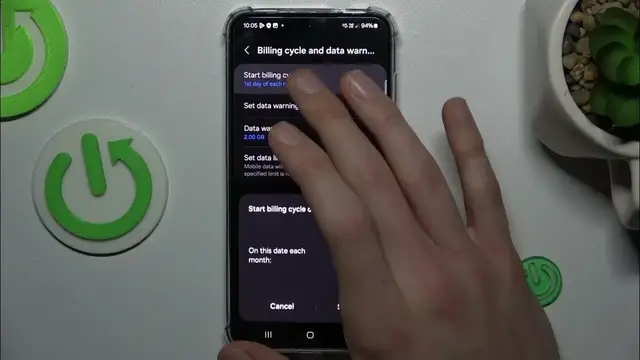 'Video thumbnail for How to Set the Mobile Data Limit on SAMSUNG Galaxy S24'
