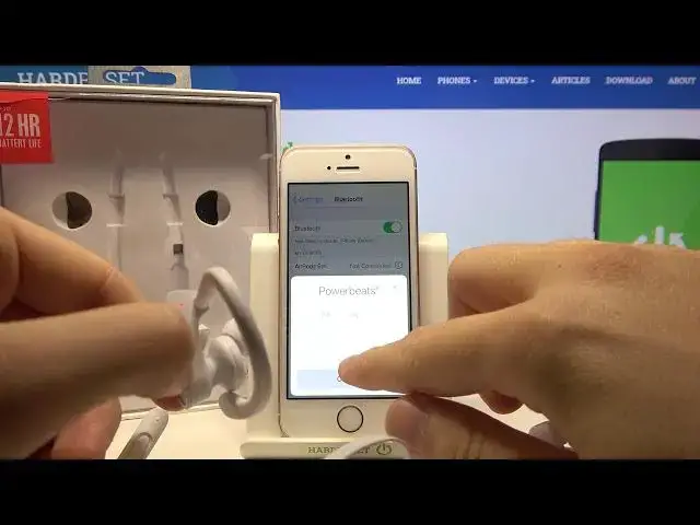 Video thumbnail for How to Hard Reset Powerbeats3 Wireless?