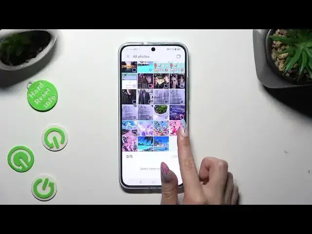 'Video thumbnail for How To Add Pictures / Photos To Your Text Message On Huawei Nova 11'