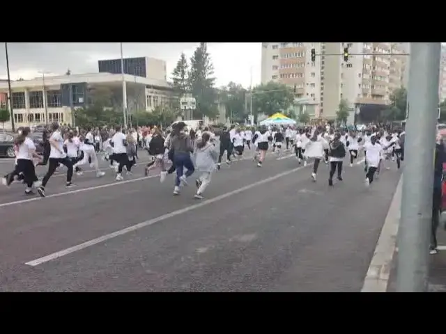 'Video thumbnail for Crosul Rotary 2025 – o lecție de energie și solidaritate, în ciuda vremii nefavorabile'
