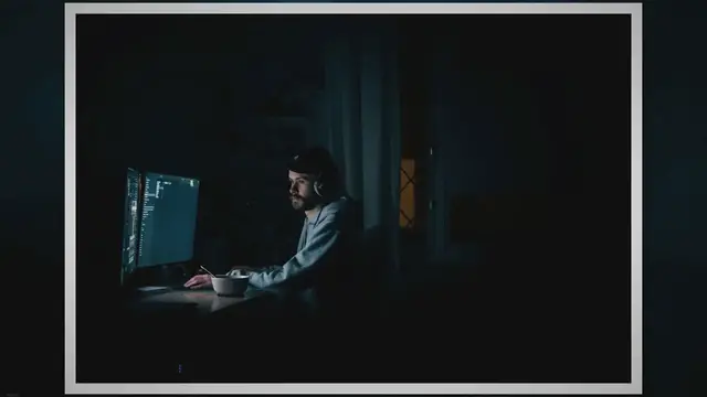 Video thumbnail for Fiverr vs DesignCrowd: Melhor opção para freelancers iniciantes