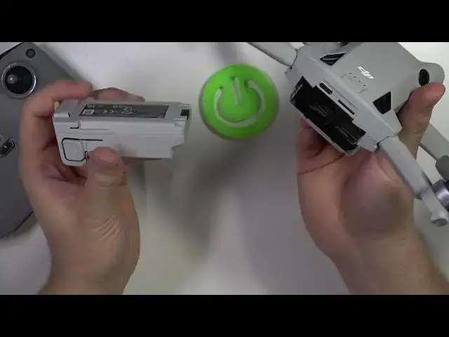 Video thumbnail for How to Remove Battery on DJI Mini 4 Pro?