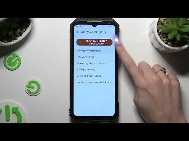 Video thumbnail for How to Set Up Emergency Details & Information on DOOGEE S100