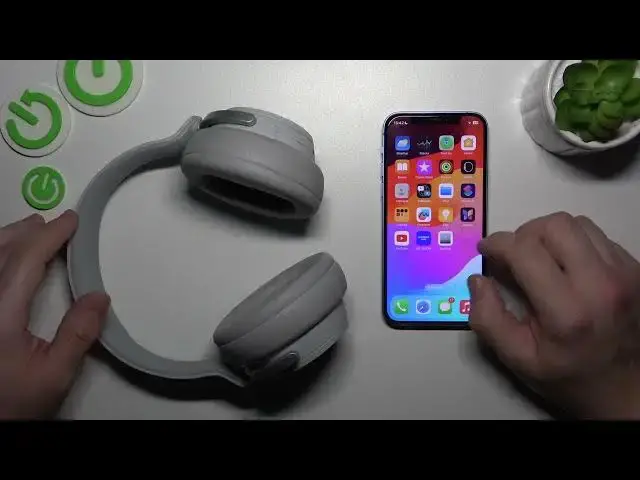 'Video thumbnail for How to Change the Language on Your Microsoft Surface Headphones'
