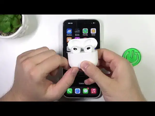 Video thumbnail for How To Pair Airpods 3 With iPhone 15 Plus