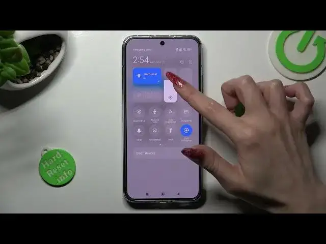 Video thumbnail for How to Turn On / Off Auto Brightness on XIAOMI 13?
