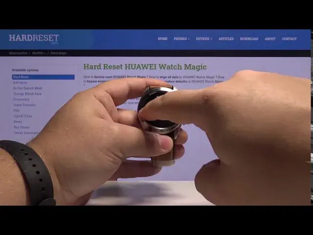 Video thumbnail for How to Change Watch Face in HONOR Watch Magic - Refresh Honor Display