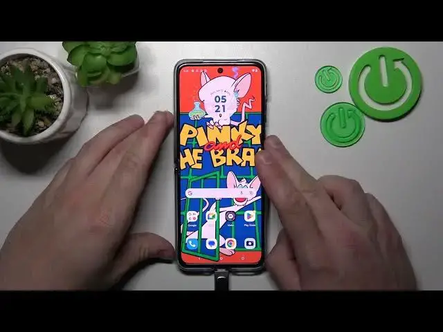 Video thumbnail for How to Connect a USB Pendrive to a MOTOROLA Razr 40 Ultra