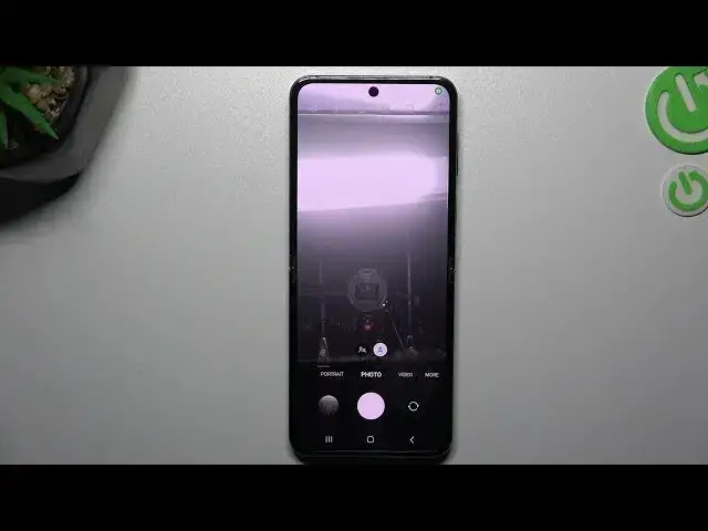 'Video thumbnail for How to Enable Voice Shutter on Samsung Galaxy Flip5?'