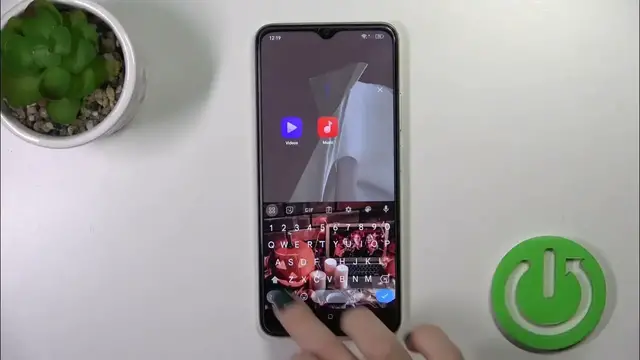 Video thumbnail for How to Create Home Screen Folders on OPPO A38? | Organize Your OPPO!