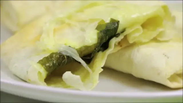 Video thumbnail for How To Make Flatbread  Sandwiches With Basil And Cheese