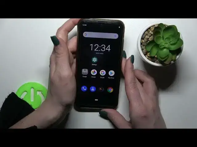 Video thumbnail for Face Unlock Test on CUBOT R19 – How Well Does the Face Recognition Work?