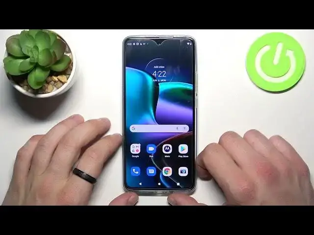 'Video thumbnail for Does MOTOROLA Edge 30 Have Screen Mirroring? – Cast Screen Option'