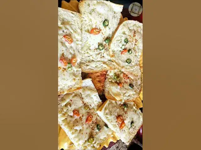 Video thumbnail for Adult Spicy Grilled Cheese #SpicyGrilledCheese #GourmetMelt #GrilledCheeseLover #BarbariBread