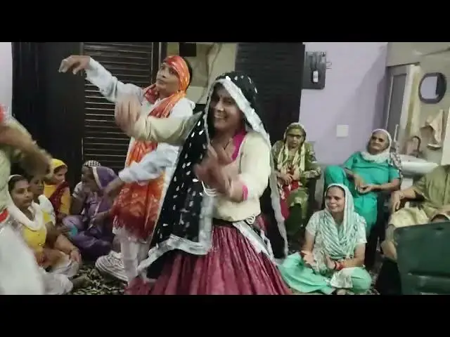 Video thumbnail for खोड़िया जकड़ी गीत और डांस,#खोडिया#haryanviloksangeet #dance #funny #viralvideo