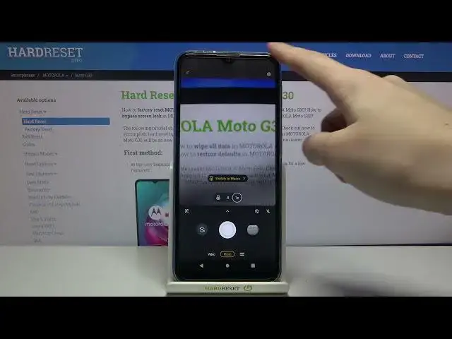 Video thumbnail for How to Deactivate Camera Mirror Effect in Motorola Moto G30 – Disable Mirror Function
