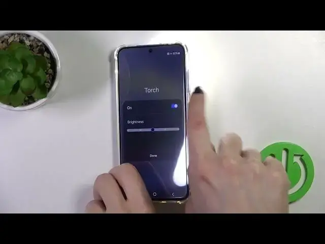 'Video thumbnail for How to Switch On Flashlight on SAMSUNG Galaxy S24'