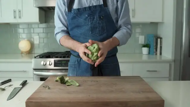 'Video thumbnail for 40.Spinach Artichoke Dip from fresh artichokes. (1080p 30fps)'