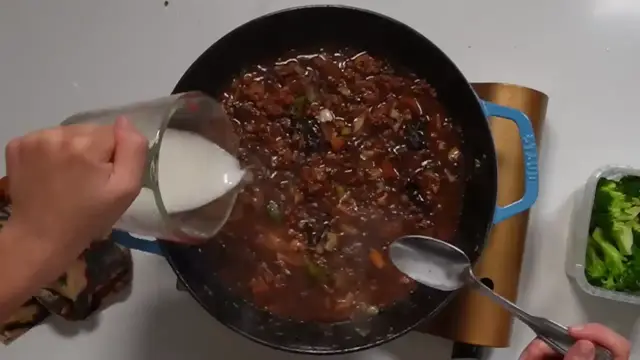 Video thumbnail for How Koreans Meal Prep(720P HD)