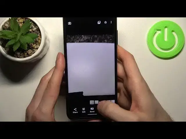 Video thumbnail for How to Take Burst Shot on HTC Desire 22 Pro