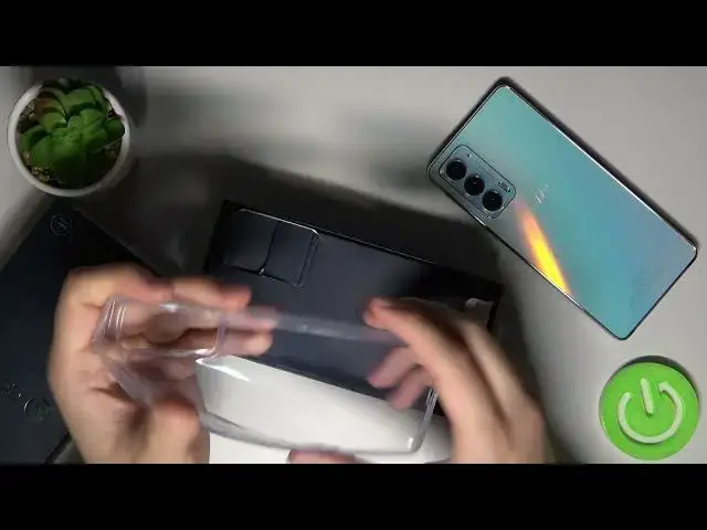 Video thumbnail for Does MOTOROLA Edge 20 have a protective case in the box? - European Distribution