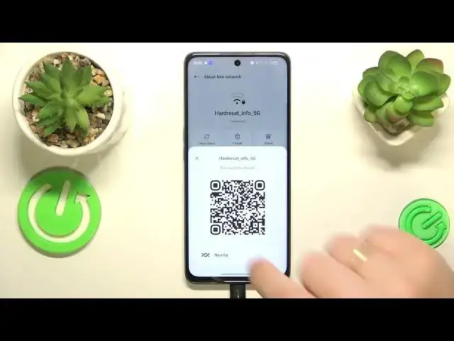 'Video thumbnail for How to Share the WiFi Network Password & QR Code on OPPO F23'