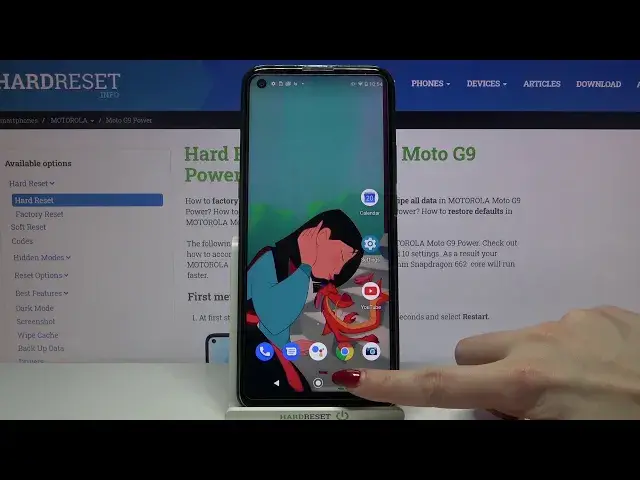'Video thumbnail for Open two apps at the same time - MOTOROLA Moto G9 Power & Split Screen Option'
