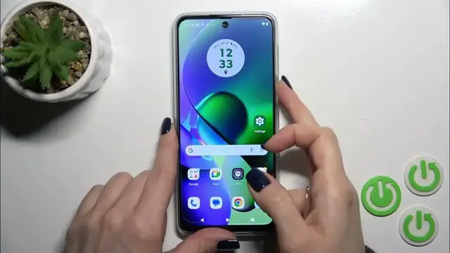 Video thumbnail for How to Power Off the MOTOROLA Moto G54 Power Phone