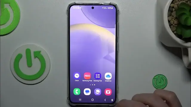 Video thumbnail for How to Use & Manage Magnification Feature on SAMSUNG Galaxy S24
