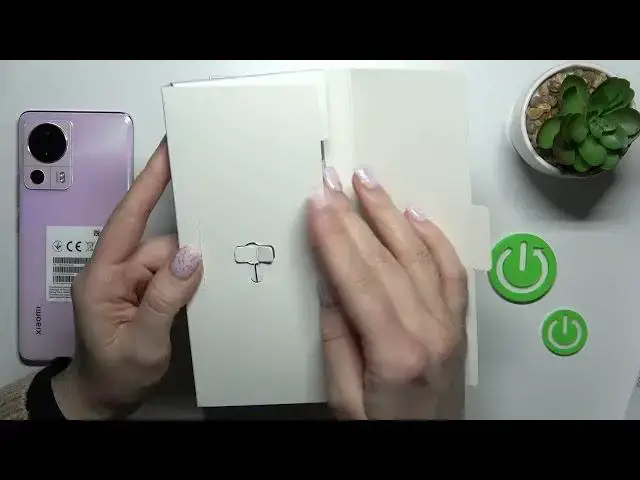 'Video thumbnail for Xiaomi 13 Lite All Box Accessories'
