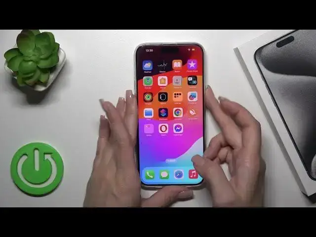 'Video thumbnail for How to Turn On / Off Flashlight on iPhone 15 Pro Max'