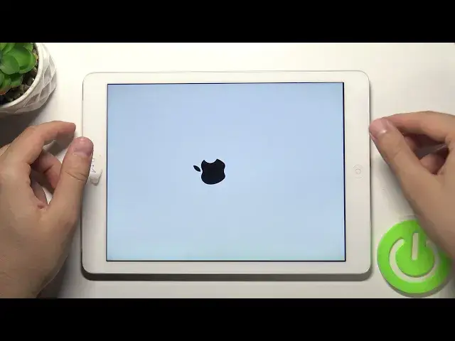 Video thumbnail for How to Switch On iPad Air 1st Generation - Turn On Apple Device
