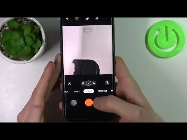 Video thumbnail for How to Enter Burst Shot Mode on OPPO Find X5 Pro