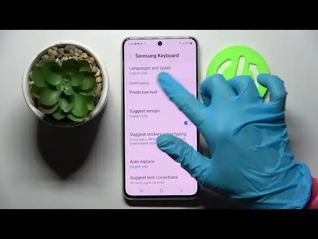 'Video thumbnail for How to Enter Text Correction Options in SAMSUNG Galaxy S21 FE - Samsung Keyboard'