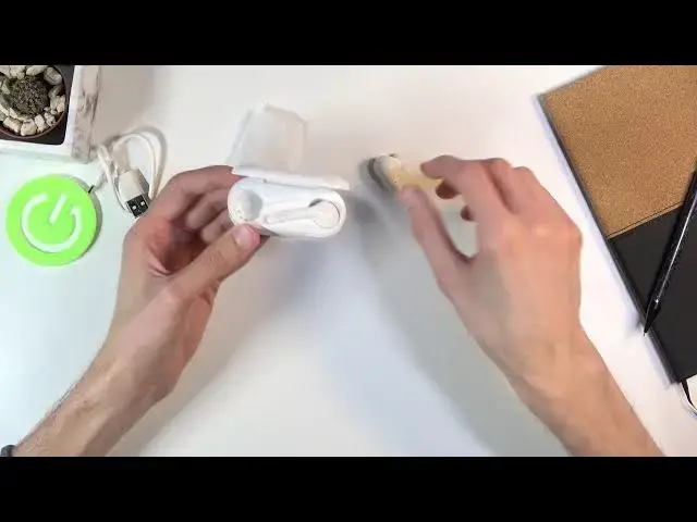 Video thumbnail for BASEUS Encok W07 Unboxing – First Impression / Overview