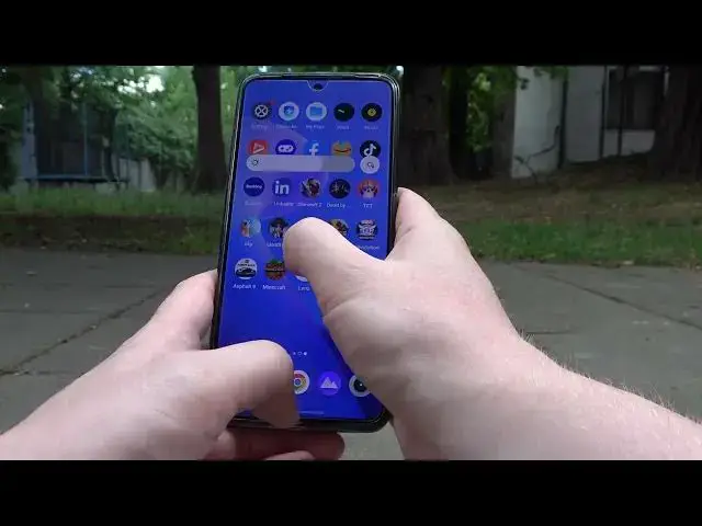 Video thumbnail for How Light Realme GT Neo 3 Is? – Check Outside Brightness