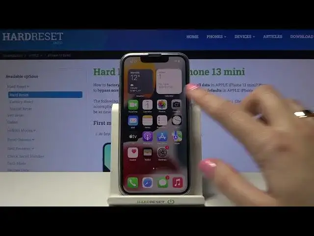 Video thumbnail for How to Use Camera Grid Lines in iPhone 13 Mini – Turn On Camera Grid Lines