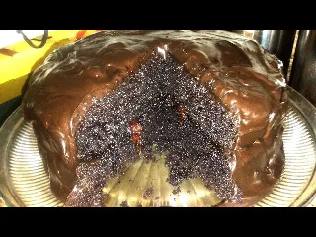 Video thumbnail for Cherry Cordial Fudge Cake