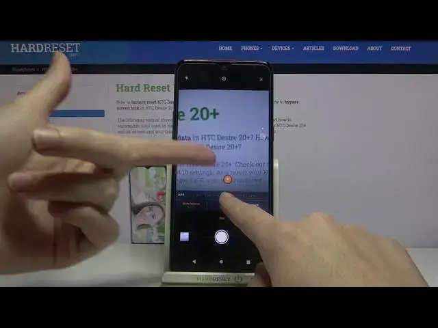 Video thumbnail for HTC Desire 20+ Camera Pro Mode – Advanced Camera Features