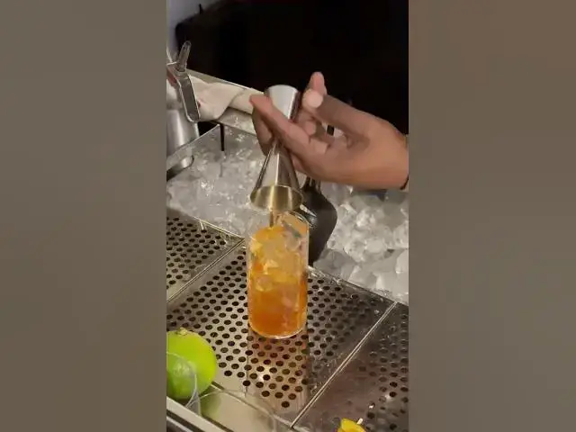 Video thumbnail for L'aperitivo che non si ripete mai