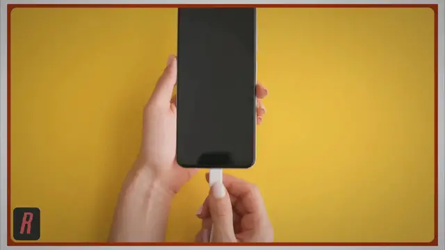 Video thumbnail for ¿Qué le pasa a tu batería si dejas tu dispositivo conectado todo el día?