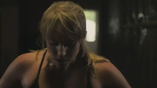 Video thumbnail for Eine Frau Boxt