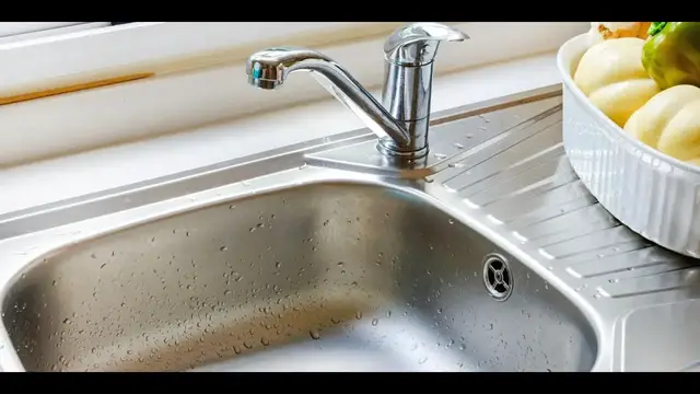 Video thumbnail for Is A Touchless Kitchen Faucet Worth It? Superb 5 Facts About This Kitchen Appliance